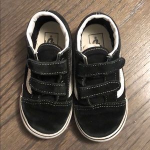 Vans Old Skool V skate shoes, toddler size 9
